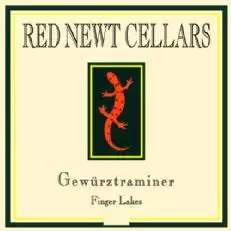 יפה כמו בקבוקי הניוט האדומים של הכרם הבודד, הם יינות מפוארים וחבורים עם אישיות רועשת מאוד. גרסה זו מיוצרת ומשולבת בצורה כזו שהיא קלה יותר, מרעננת יותר ועם יותר ניחוחות פרי בהשוואה לבושם ורדים. בחור ידידותי יותר.