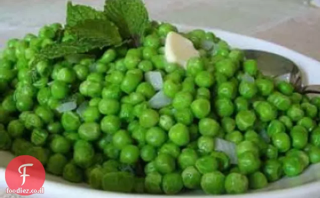 אפונה אנגלית עם נענע