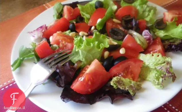 פיצה קרום תירס Chard ו Ricotta שוויצרי