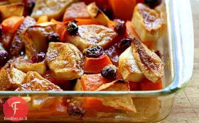 Butternut סקווש תפוח חמוציות לאפות