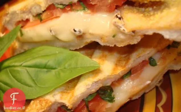 ברוסקטה עגבניות ובזיליקום