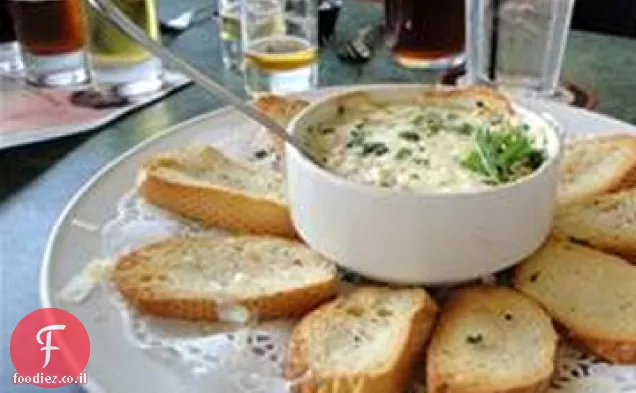 משולשים ארטישוק ו Crabmeat