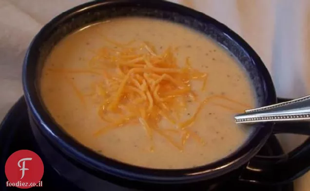 שמנת של מרק גבינה כרובית