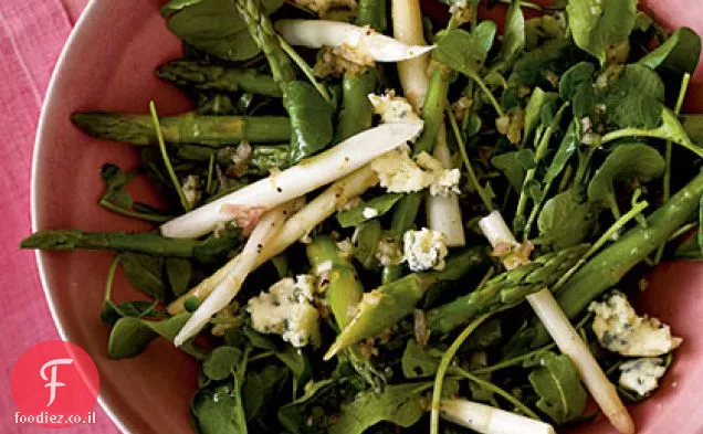 סלט ירקות אספרגוס ואביב עם ויניגרט Gorgonzola