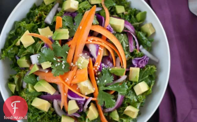 סלט כרוב Raw אסיה