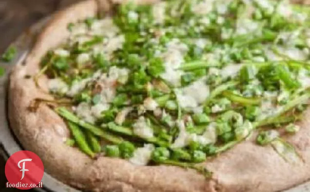 אספרגוס מגולח ופיצת גורגונזולה