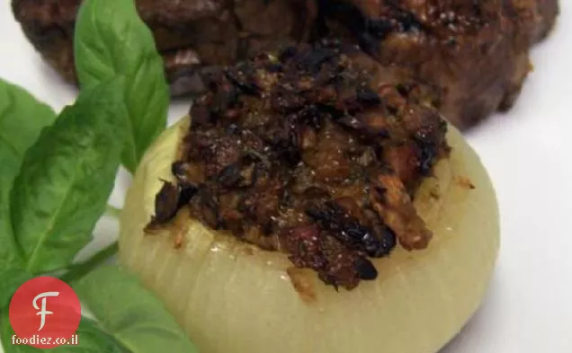 בצל מתוק ממולא אפוי