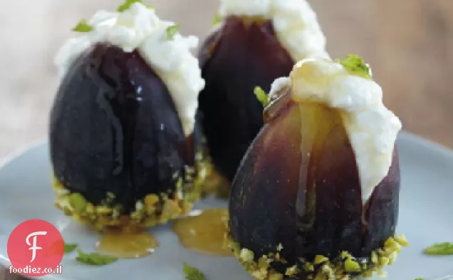 תאנים טריות עם ריקוטה ומתכון דבש