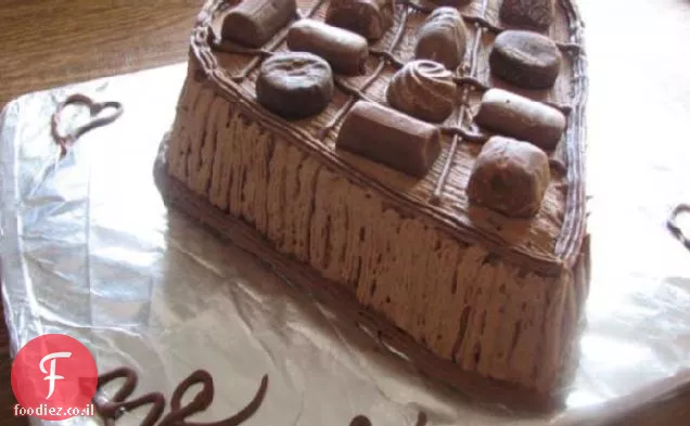 עוגת מוקה שוקולד מריר עם ציפוי קפוצ'ינו