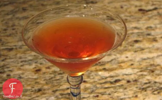 סנגריה חמוציות ותות