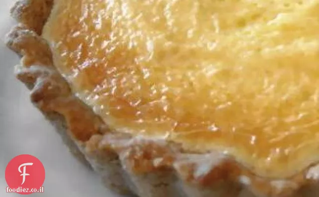 Sambocade-טארט גבינת שמנת Elderflower מימי הביניים