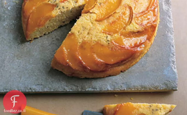 אפרסק וקמח תירס הפוך עוגה