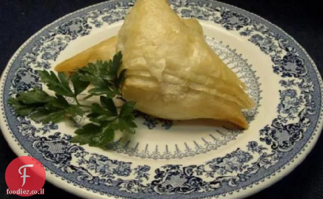 Tyropites (מאפי גבינה)