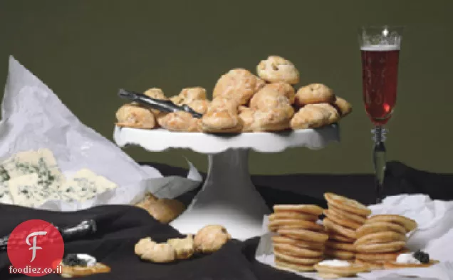 גבינה כחולה Gougères