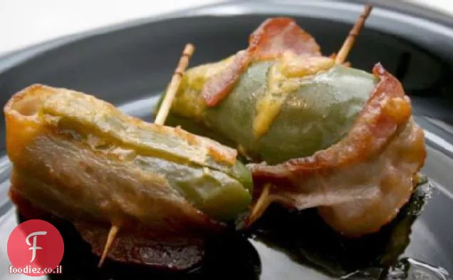 בייקון עטוף Jalapeno פופרס