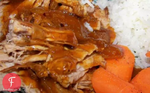 לא יכול להיות קל יותר מנגל חזיר Tenderloin (סיר חרס)