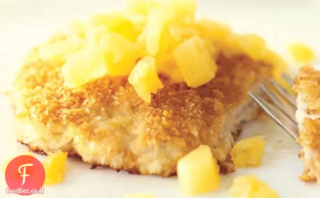 קציצות חזיר Panko עם אננס וסלסה זנגביל