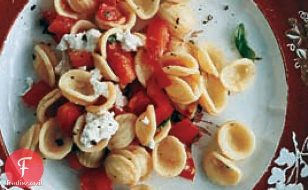 Orecchiette עם סלסה קרודה ריקוטה
