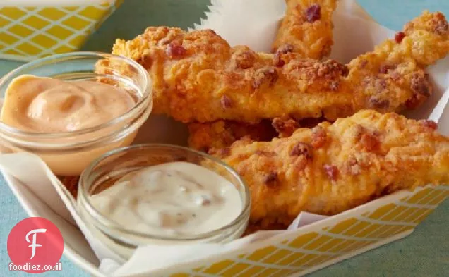 אצבעות עוף צ'דר בייקון