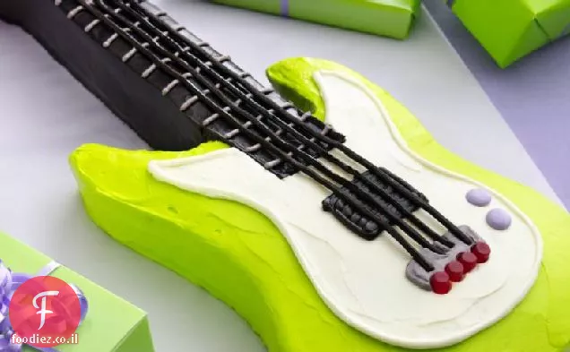 עוגת גיטרה חשמלית