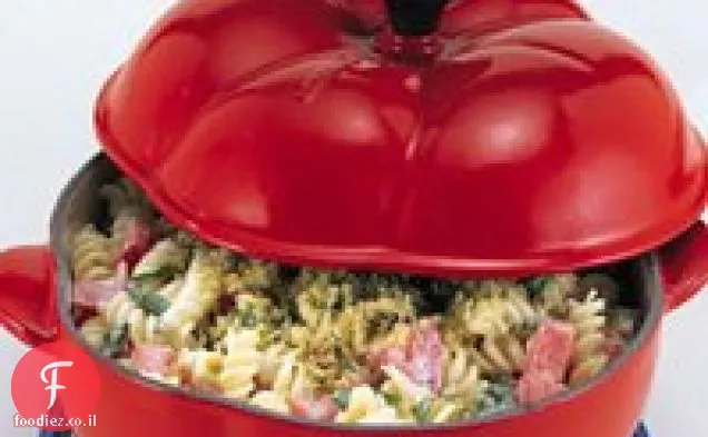 איטלקי Rotini וגבינה