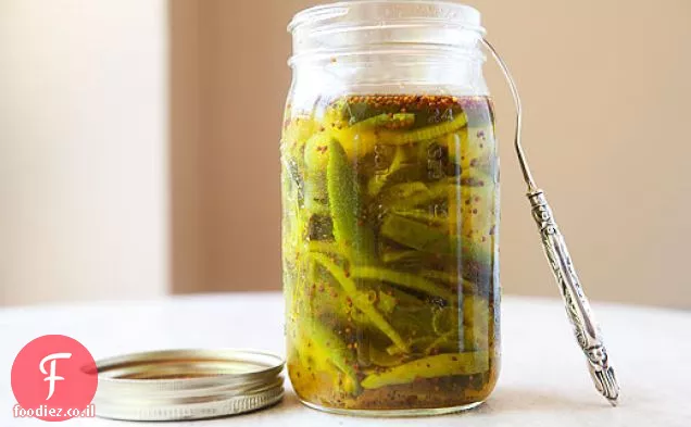Jalapeño לחם וחמוצים