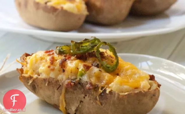 Jalapeño Popper פעמיים אפוי תפוחי אדמה