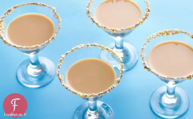 Muddy Buddies® Snickerdoodle Mocha Martinis