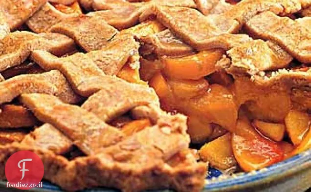 פאי אפרסק מתובל עם קרום סריג