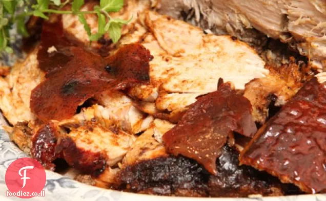 חזיר צלוי של סנטיאגו דה קובה במרינדה Allspice-כמון Adobo(Cerdo Brujo)