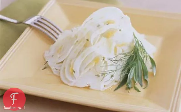שומר מגולח וסלט תפוחים