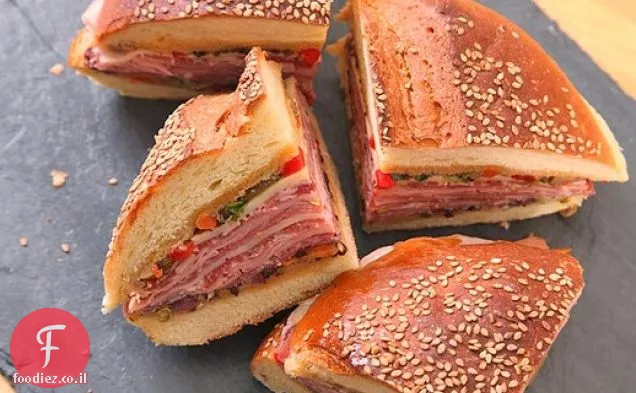 קלאסי ניו אורלינס Muffuletta כריך