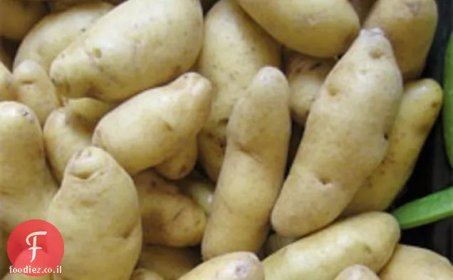 ארוחת ערב: סלט תפוחי אדמה פינגרלינג עם סלסה ירוק צ'ילה-כוסברה
