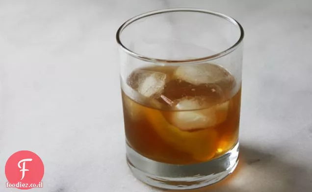 משמש ו Averna בורבון חמוץ