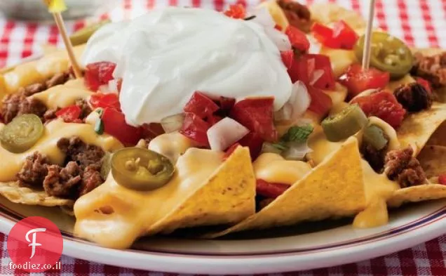 Ball Park Nachos מ'Ultimate Nachos