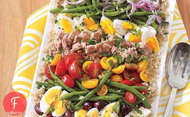 סלט קינואה Niçoise עם ויניגרט לימון-Caper