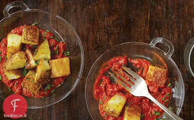 תפוחי אדמה עזים (Bravas Patatas)