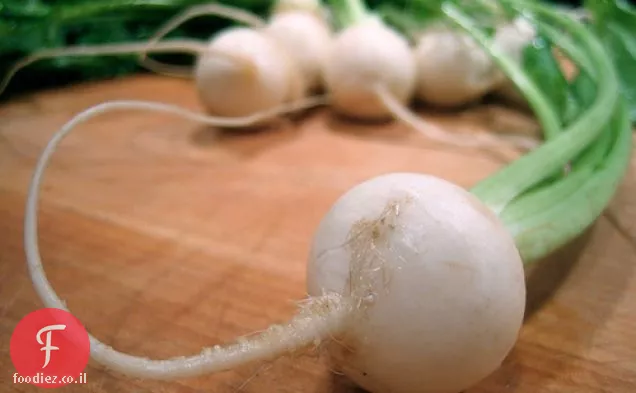Orecchiette עם לפת תינוק והירוקים שלהם