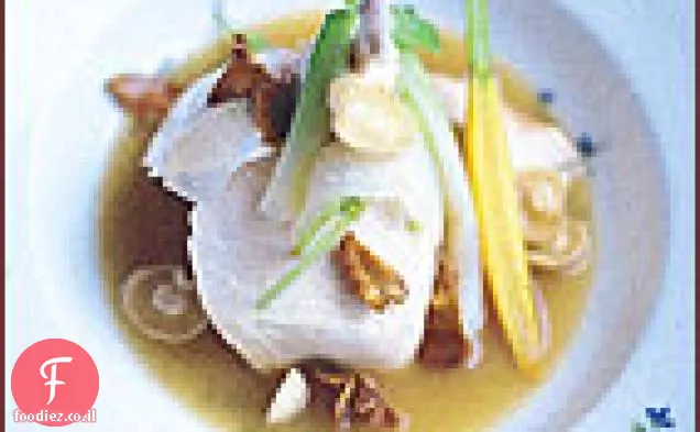 Pot au Feu של עוף עם ירקות חורף