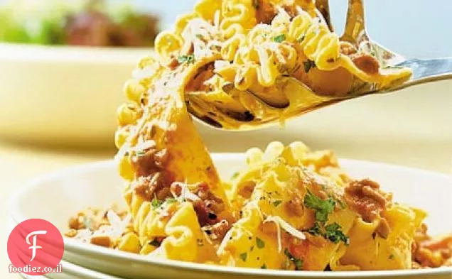 Papardelle עם נקניקיות & זרעי שומר בולונז
