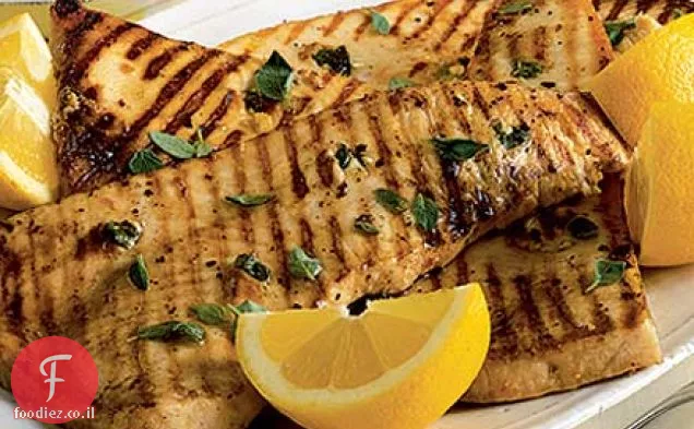Pesce spada steccato e grigliato (דג חרב משובץ בגריל שום ונענע)
