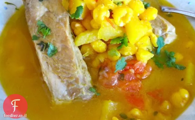 מרק הומיני צהוב קולומביאני (Sopa de maiz Pelao)