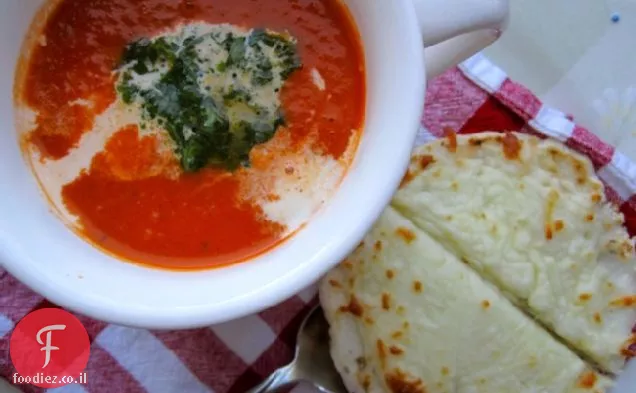 Sopa o Crema de Tomate con Albahaca (מרק עגבניות ובזיליקום)