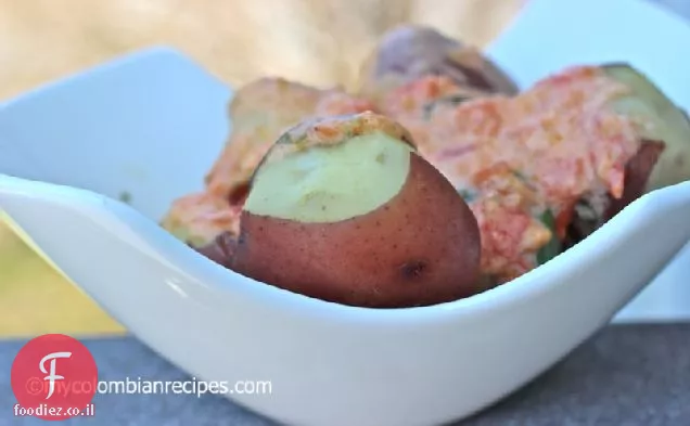 Papas Chorreadas (תפוחי אדמה עם רוטב שמנת וגבינה)