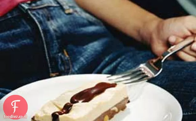 חטיפי חמאת בוטנים שוקולד עם רוטב פאדג'חם