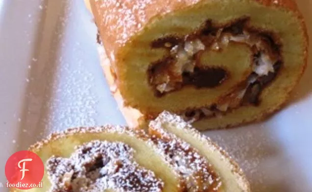 דולסה דה לצ'ה וגליל קוקוס (Pionono de Arequipe Y Coco)