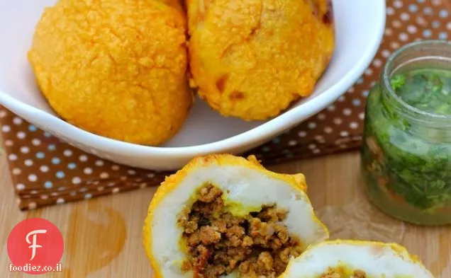 תפוחי אדמה ממולאים בסגנון קולומביאני (Papas Rellenas Colombianas)