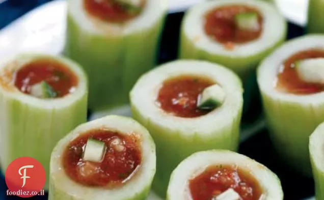 יריות Gazpacho ב תותחי מלפפון