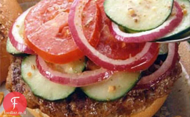 המבורגרים עם מלפפון חמוץ