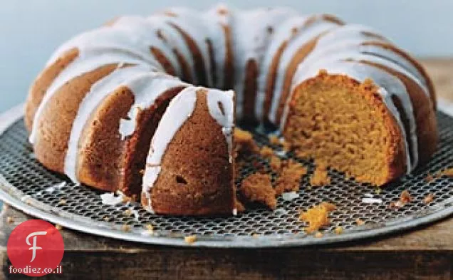 עוגת דלעת ספייס Bundt עם ציפוי חמאה